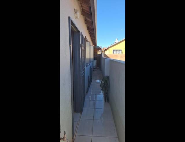 3 BEDROOM HOUSE FOR SALE IN SOSHANGUVE VV